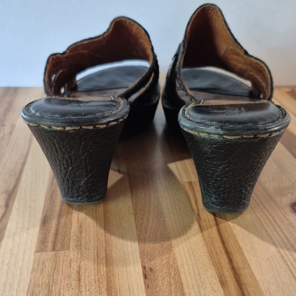 Born Dark Brown Leather Slip On Wedge Sandals - Picture 7 of 9